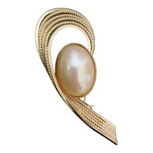 Vintage Irridescent Pearl Jelly Belly Brooch Gold Tone Pin
